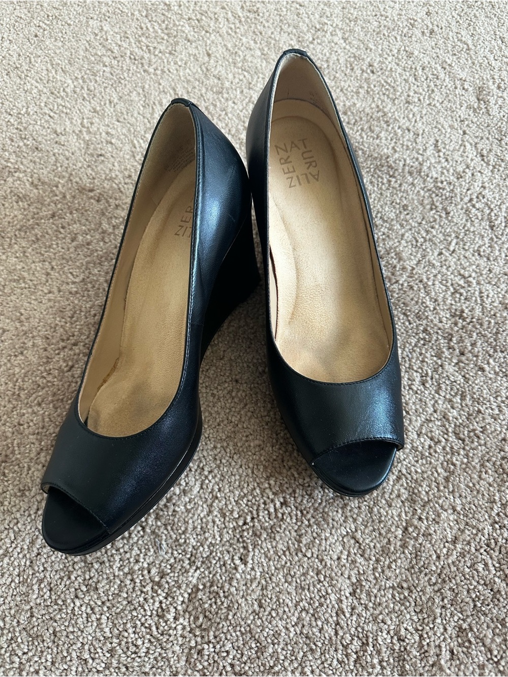 🌹Naturalizer women’s OLIVIA leather peep toe wedge heels black 9M/39